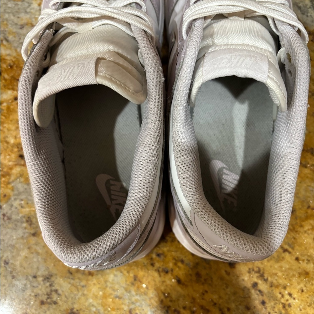 Nike Women's dunk low size 12 - Picture 5 of 9